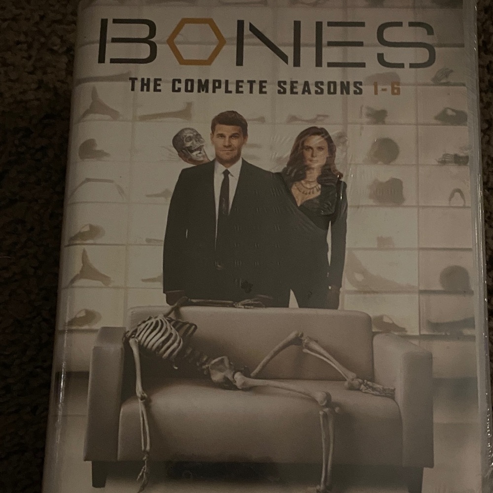 Bones The Complete Seasons 1-6 DVD Set